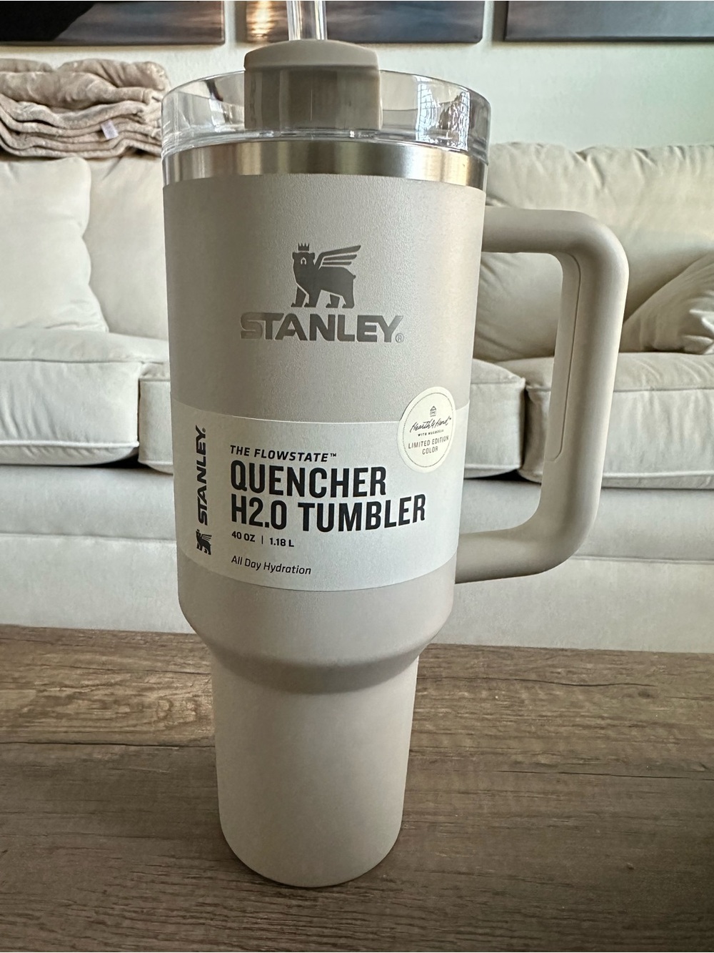 Stanley Quencher H2.0 Tumbler in Beige